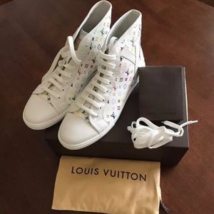 Louis Vuitton Women Sneakers